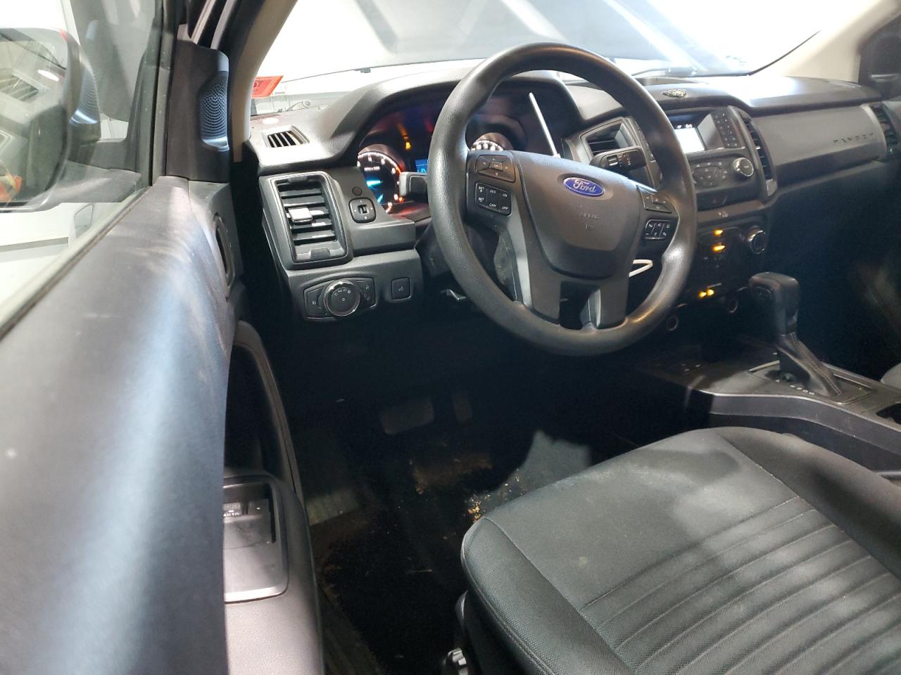 Ford Ranger Xl Image 11