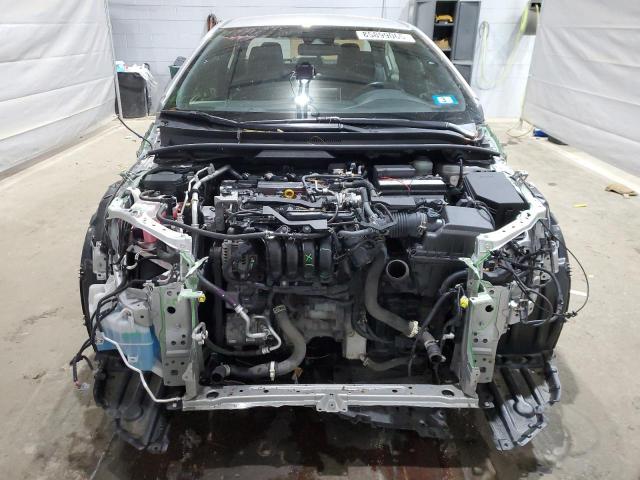 Toyota Corolla Se Image 11