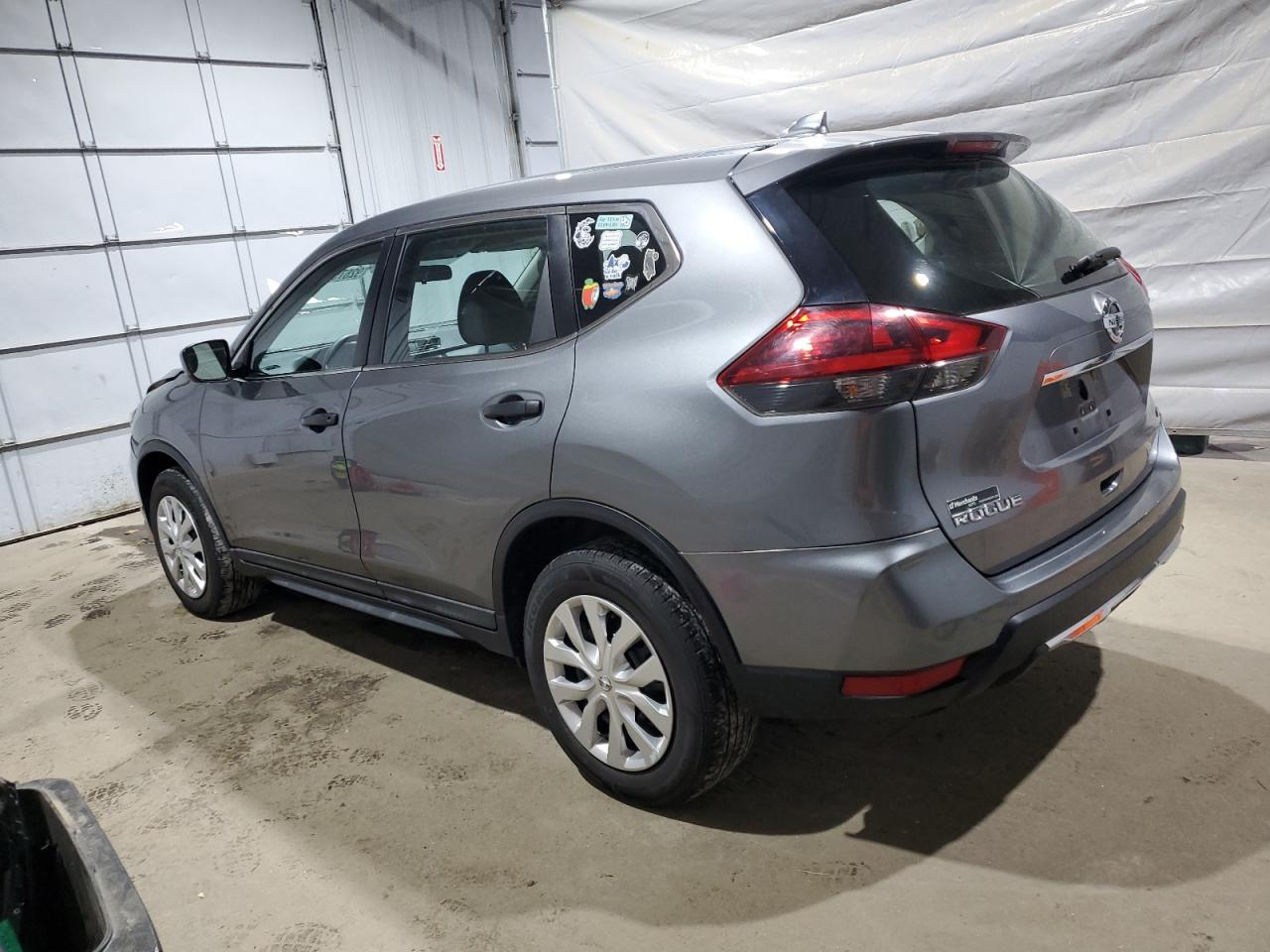 Nissan Rogue S Image 6