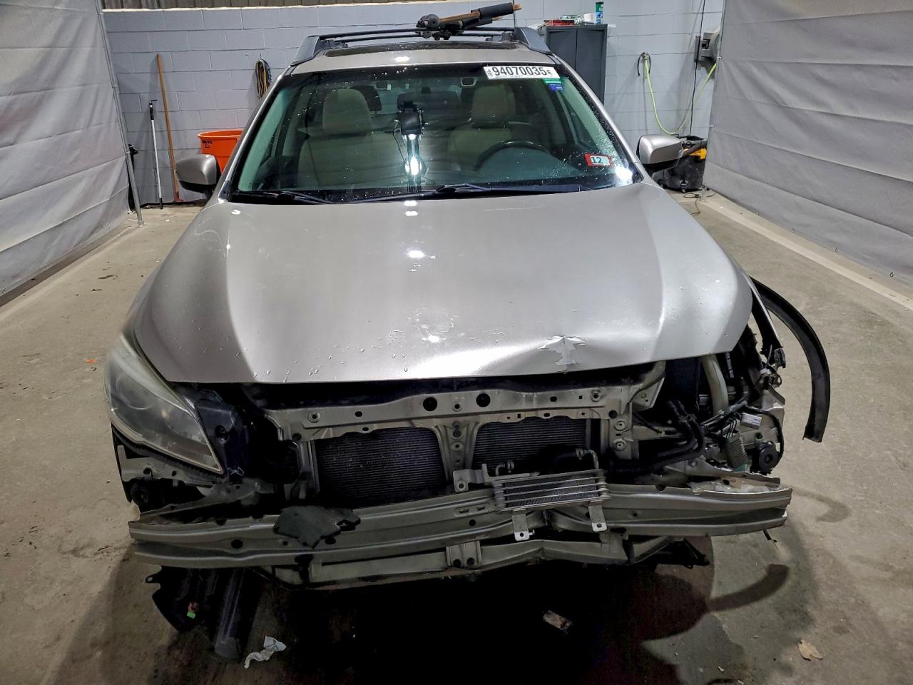 Subaru Outback 3.6r Limited Image 2