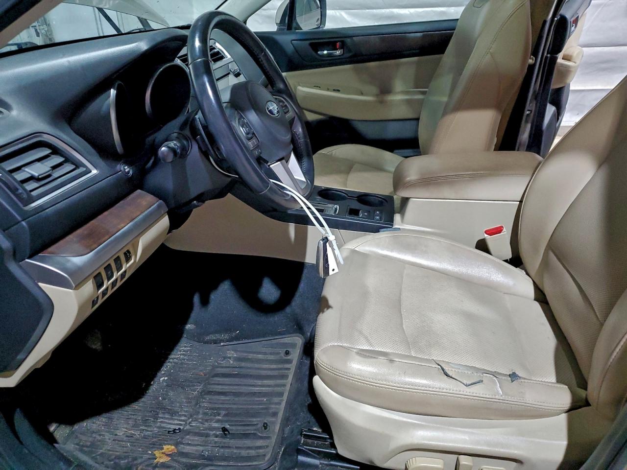 Subaru Outback 3.6r Limited Image 6