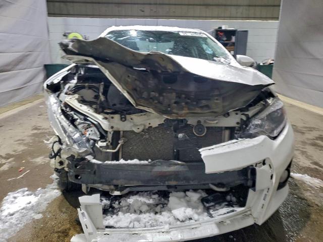 Toyota Corolla L Image 7