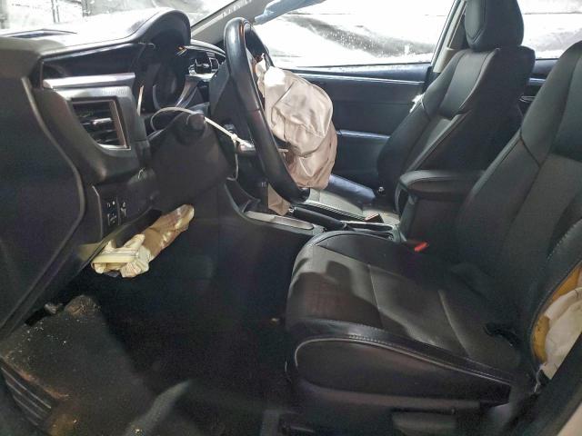 Toyota Corolla L Image 9