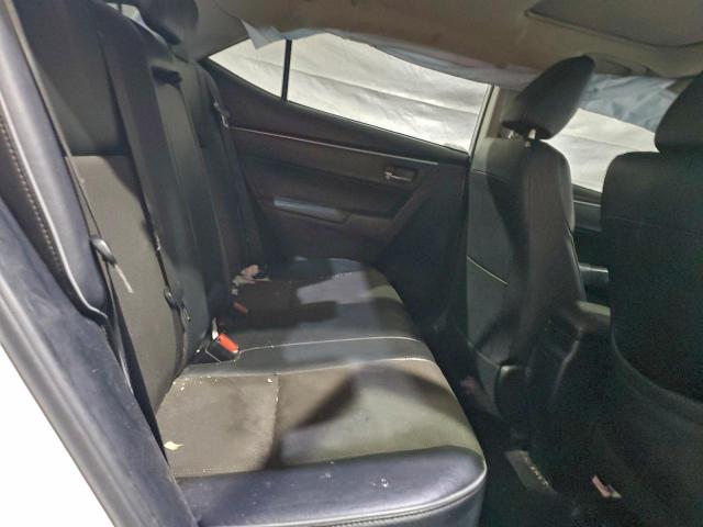 Toyota Corolla L Image 10