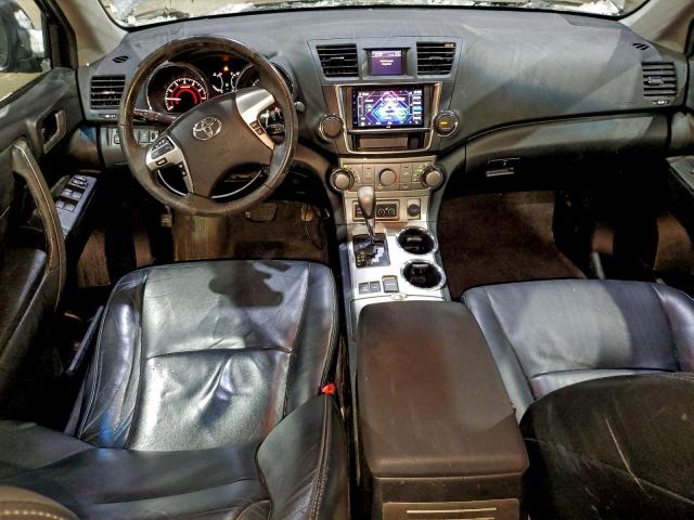Toyota Highlander Base Image 8