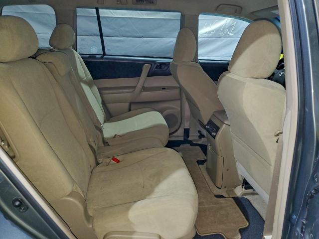 Toyota Highlander Image 8