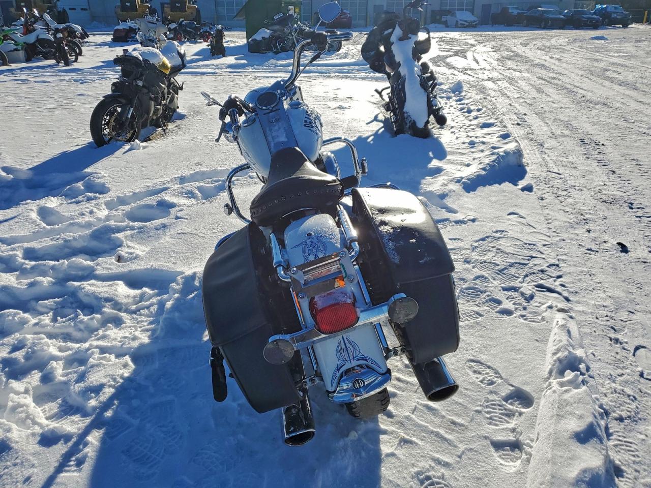 Harley-Davidson Fl Image 2