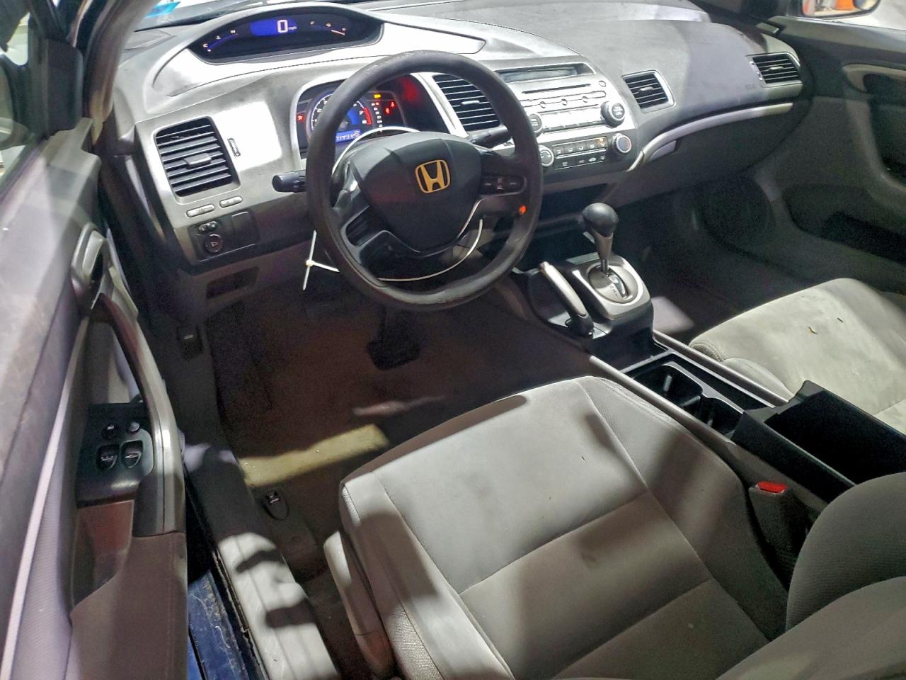 Honda Civic Lx Image 8