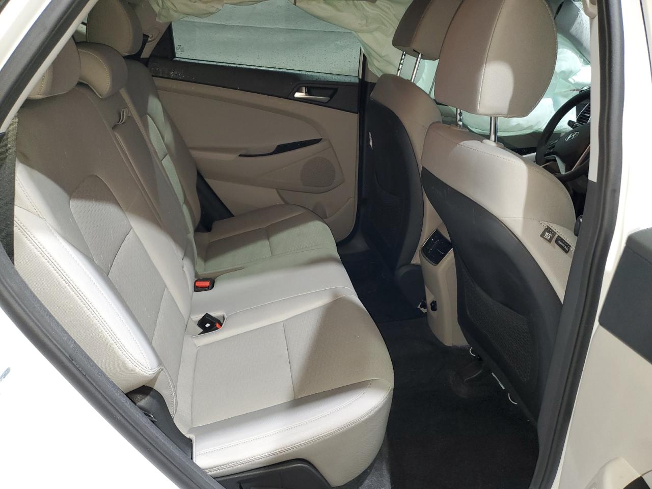 Hyundai TUCSON Limited Image 9