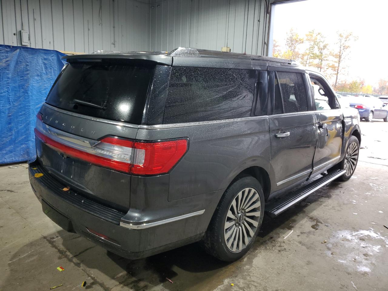 Lincoln Navigator L Reserve Image 11