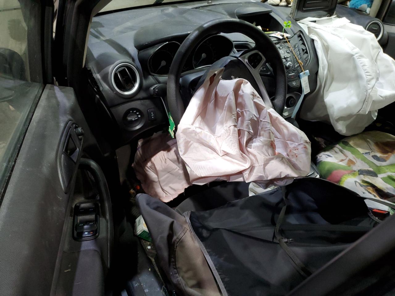 Ford Fiesta Se Image 8