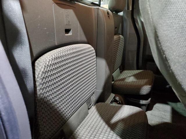 Nissan Frontier Sv Image 2