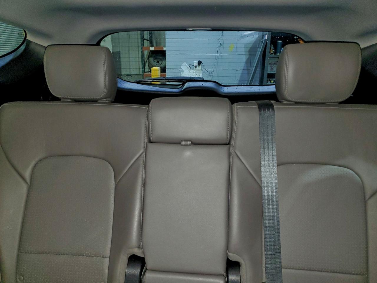 Hyundai SANTA FE Image 7