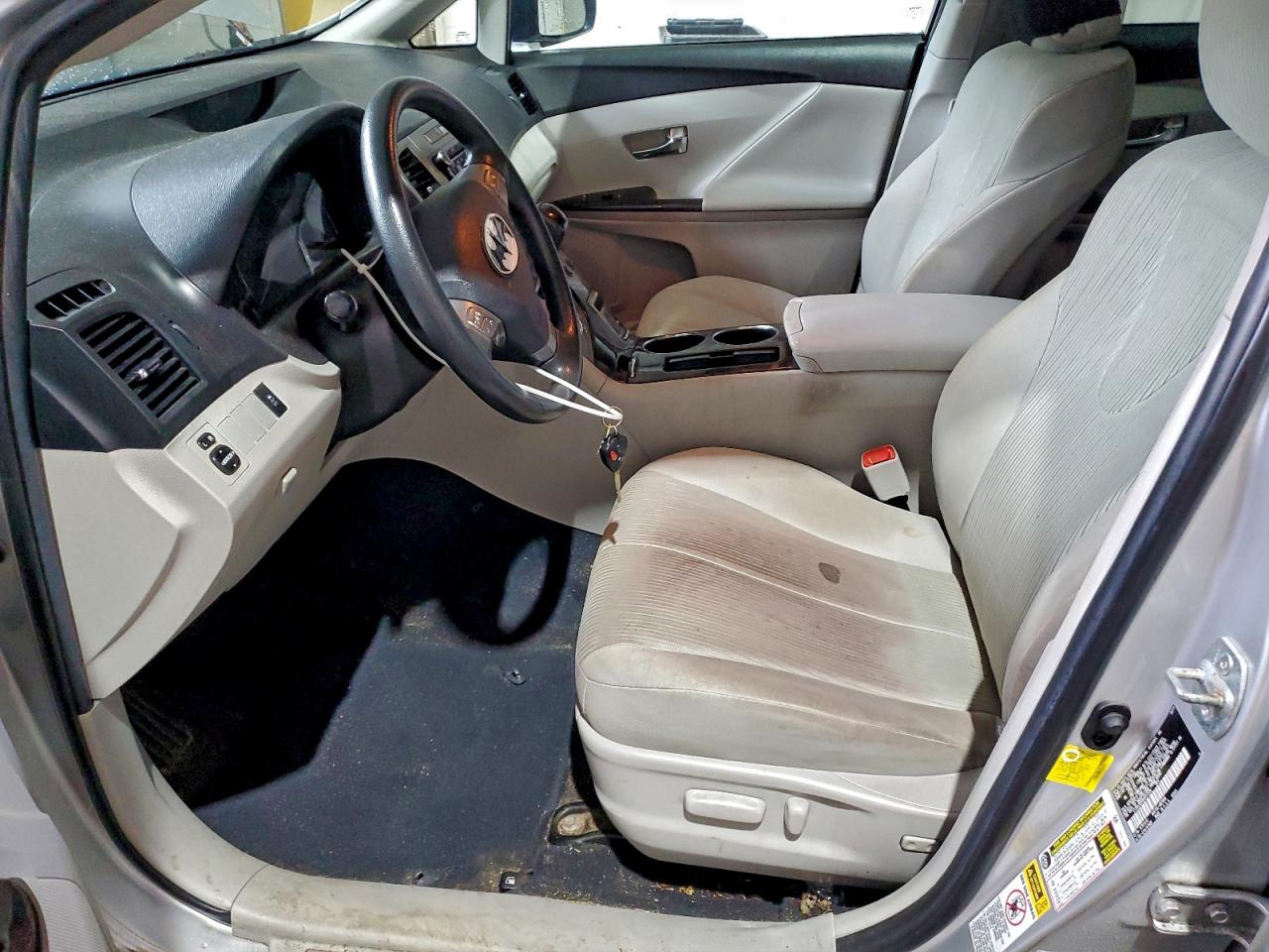 Toyota Venza Image 12