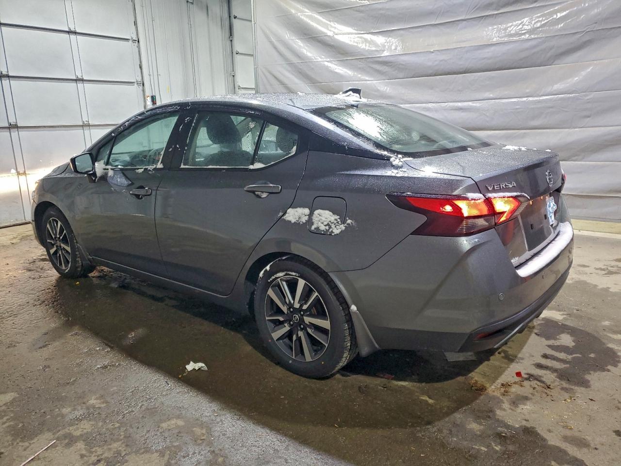 Nissan Versa Sv Image 5