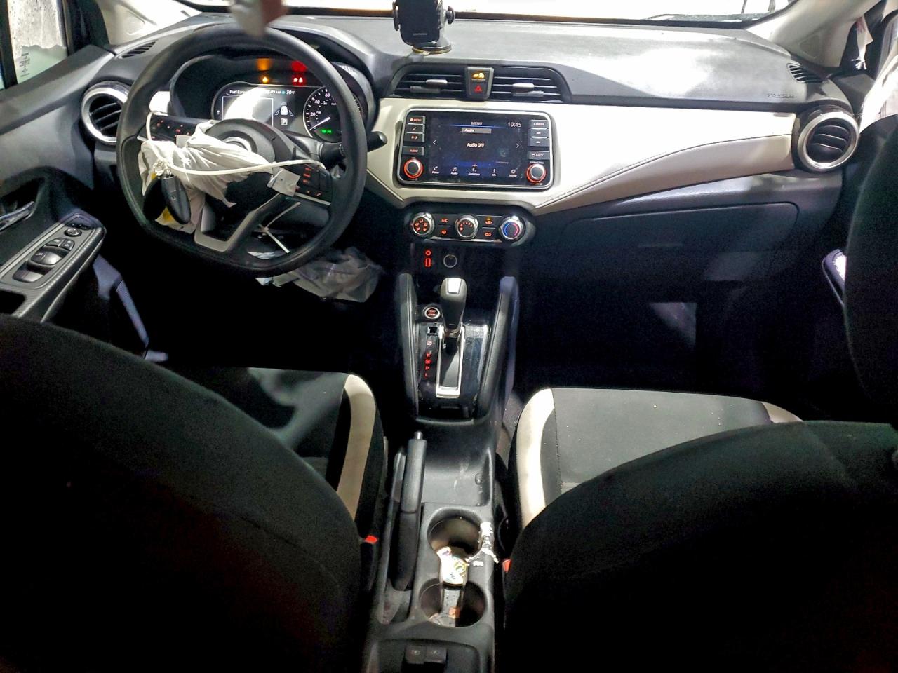 Nissan Versa Sv Image 11
