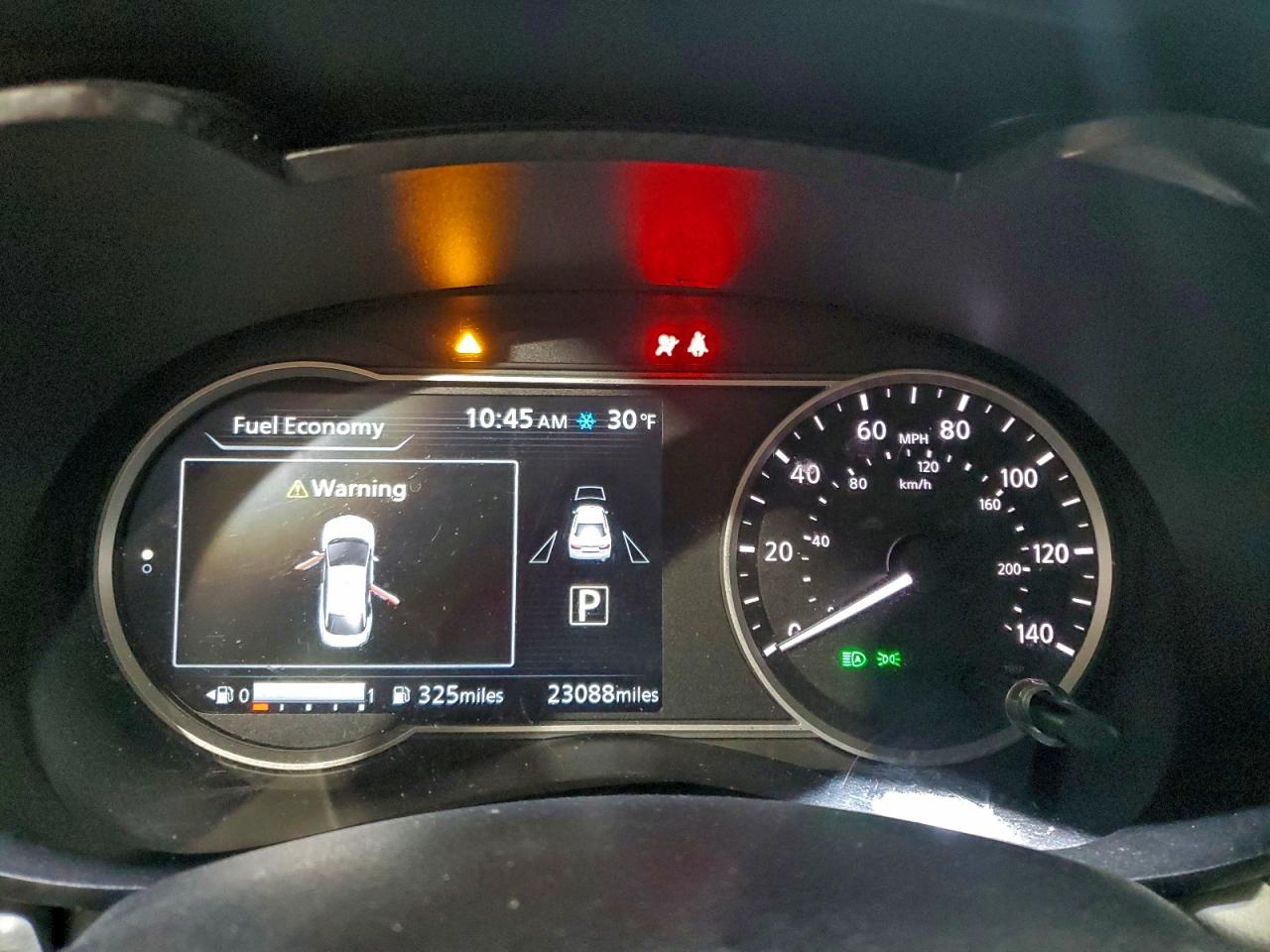 Nissan Versa Sv Image 10