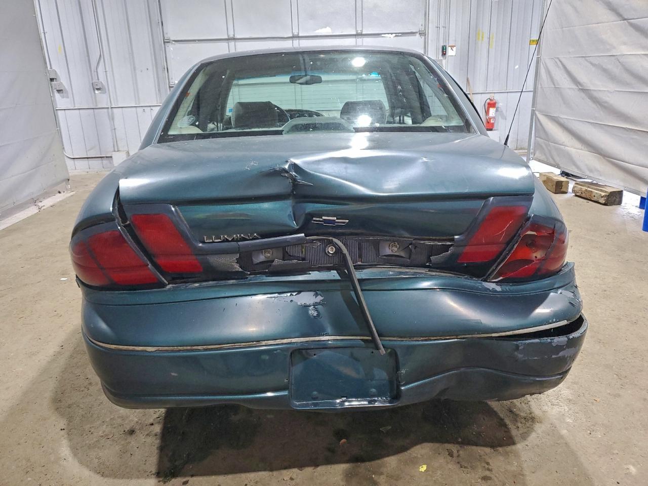 Chevrolet Lumina Image 11