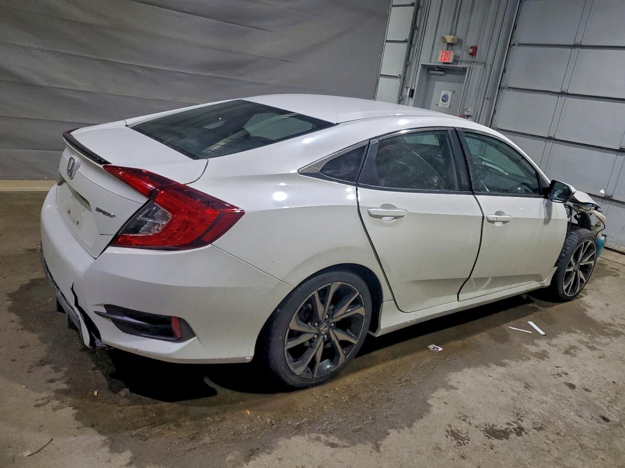 Honda Civic Sport Image 3