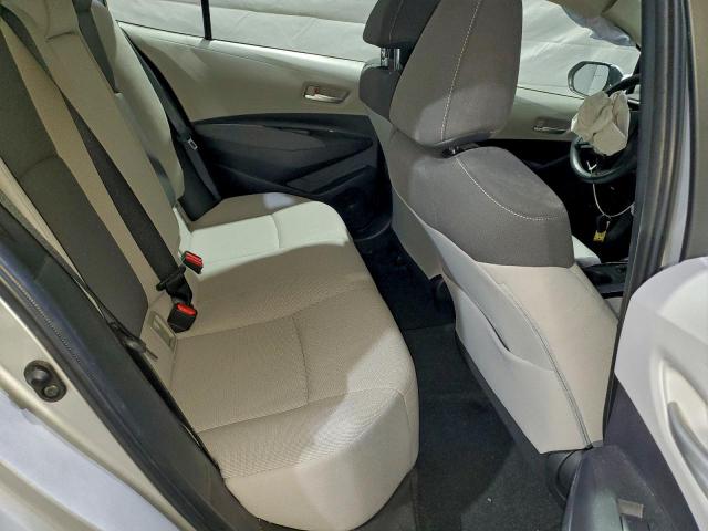 Toyota Corolla Le Image 3