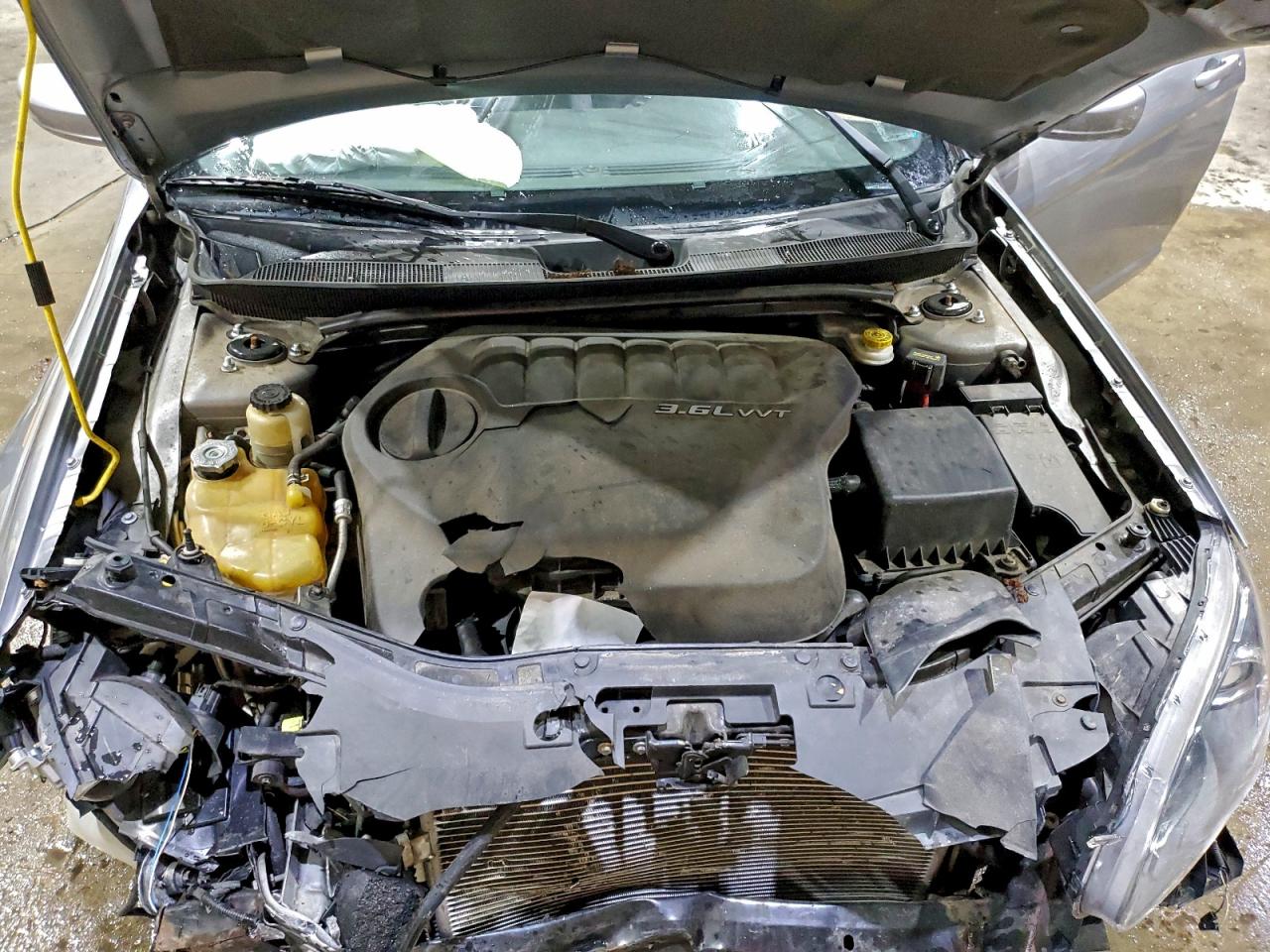 Chrysler 200 S Image 7