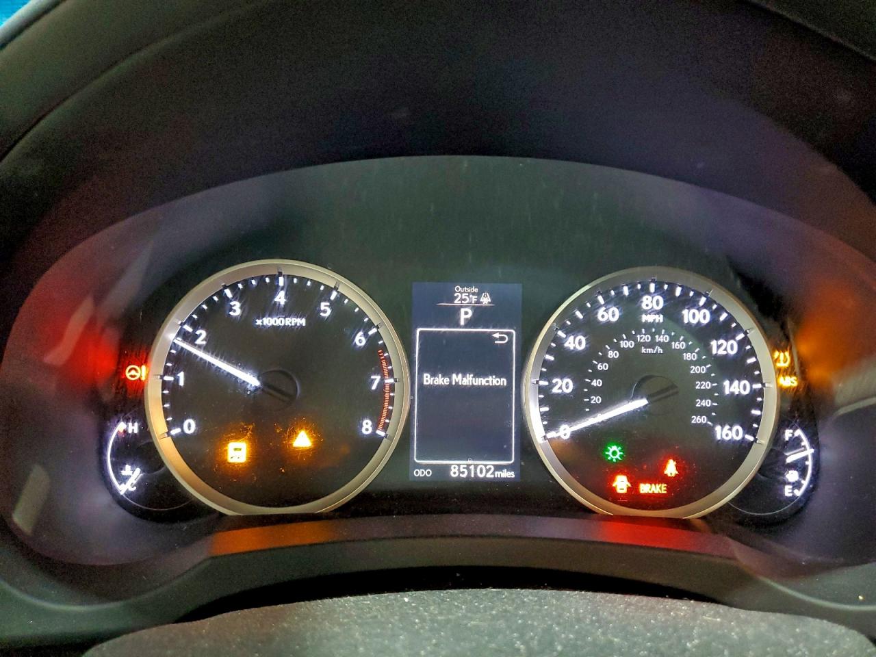 Lexus Is 300 Image 8