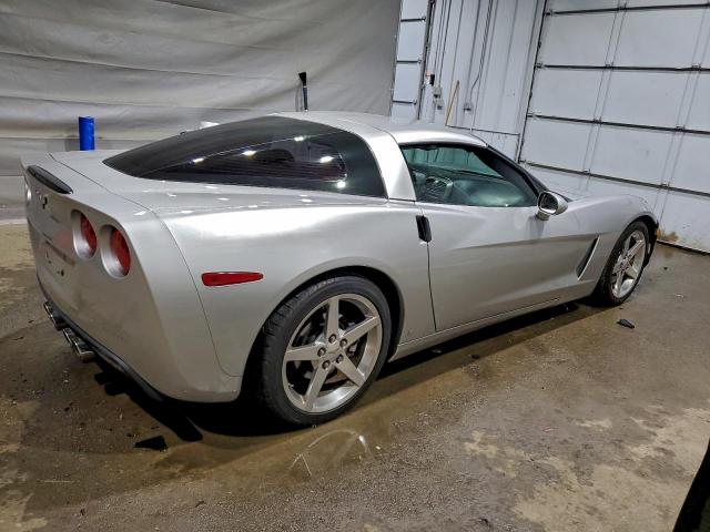 Chevrolet Corvette Image 5