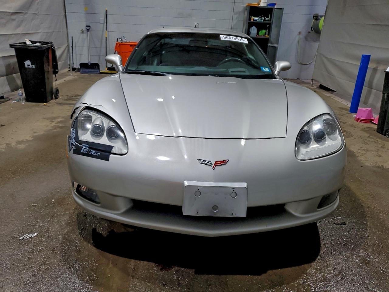 Chevrolet Corvette Image 7