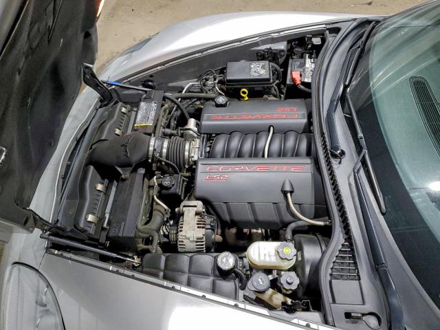 Chevrolet Corvette Image 11