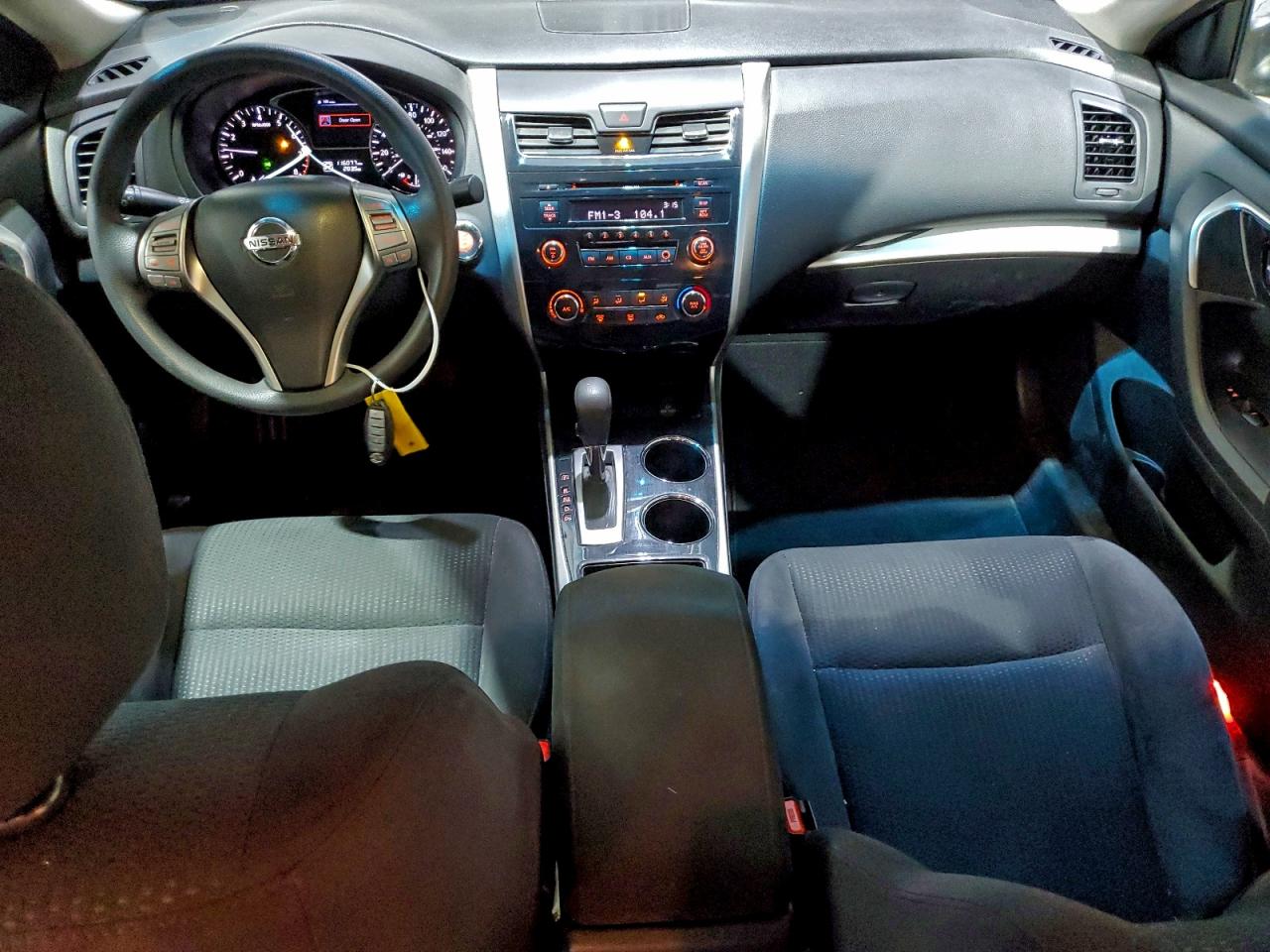 Nissan Altima 2.5 Image 8