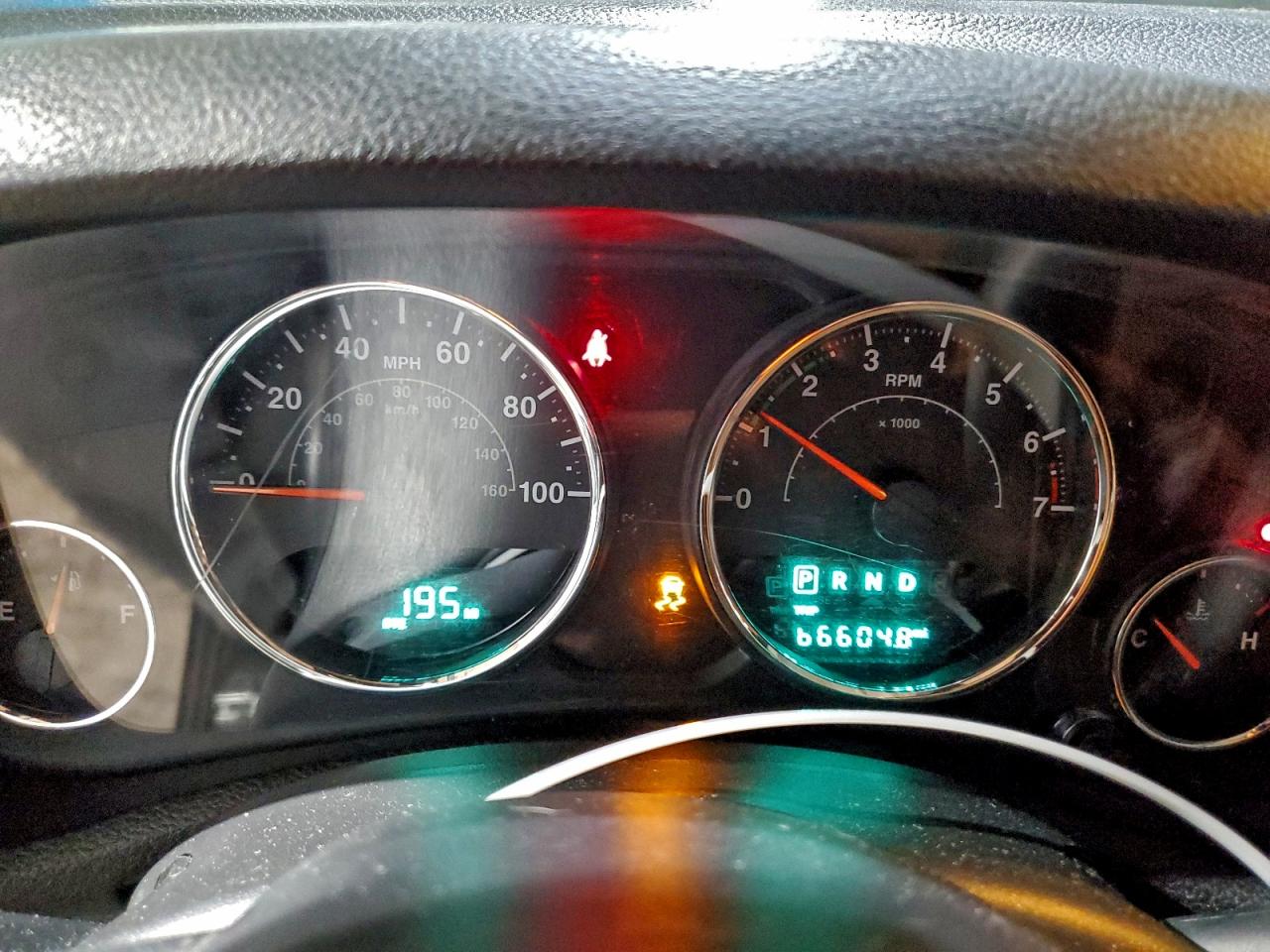 Jeep Wrangler Sahara Image 10