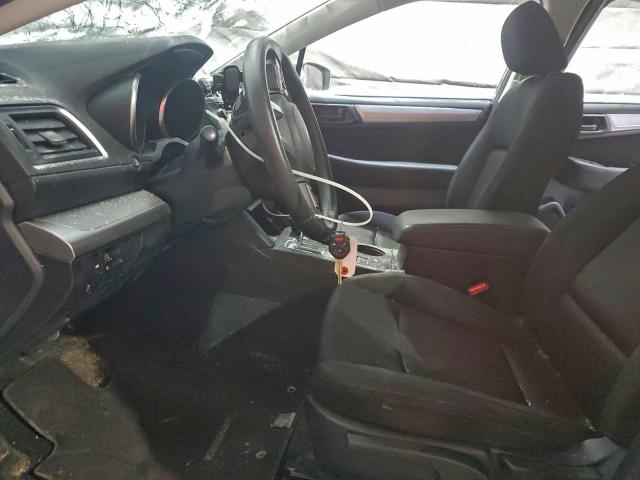 Subaru Legacy 2.5i Image 12