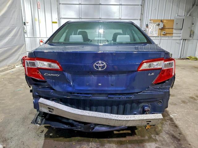Toyota Camry L Image 4