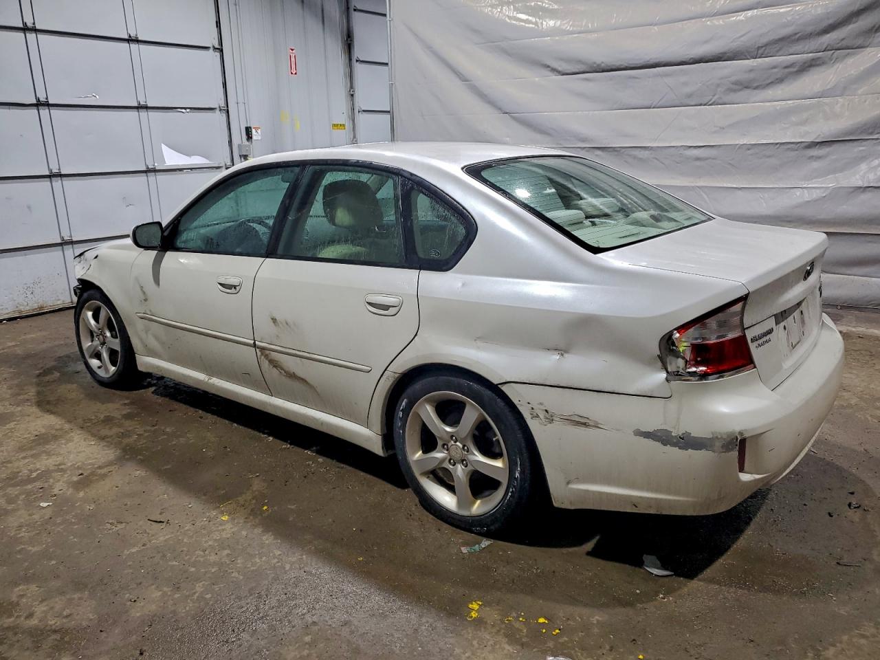 Subaru Legacy 2.5i Image 3