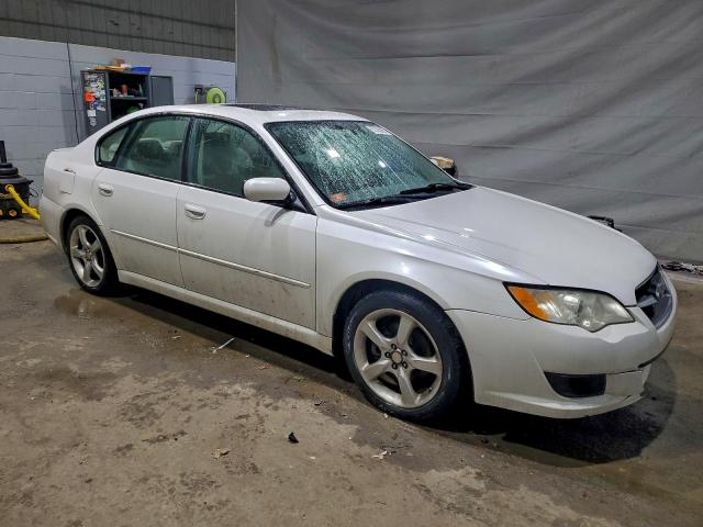 Subaru Legacy 2.5i Image 8