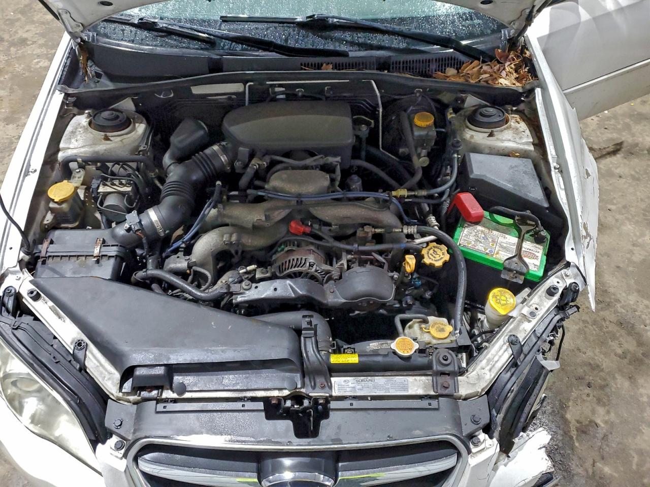 Subaru Legacy 2.5i Image 2