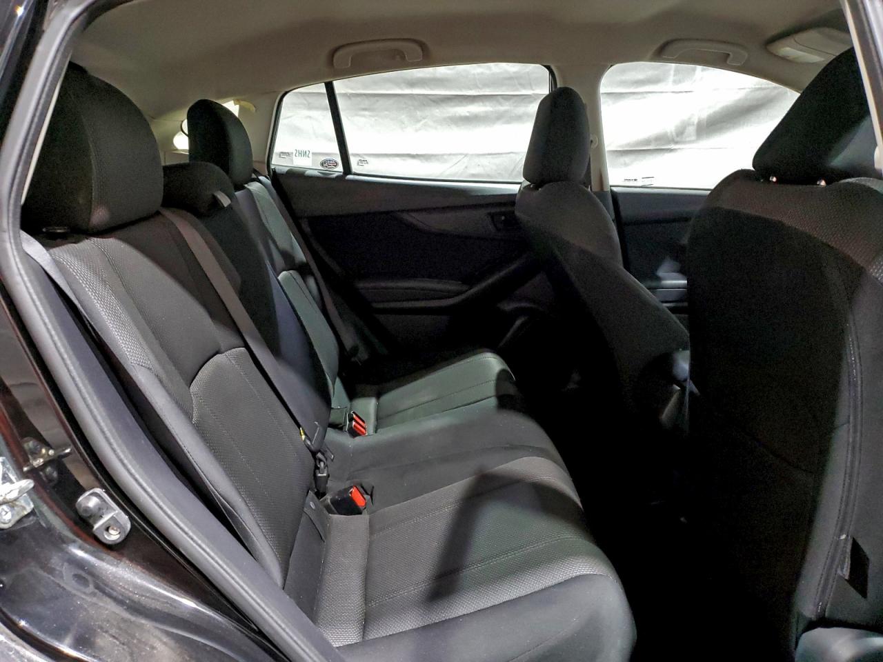 Subaru Impreza Image 12