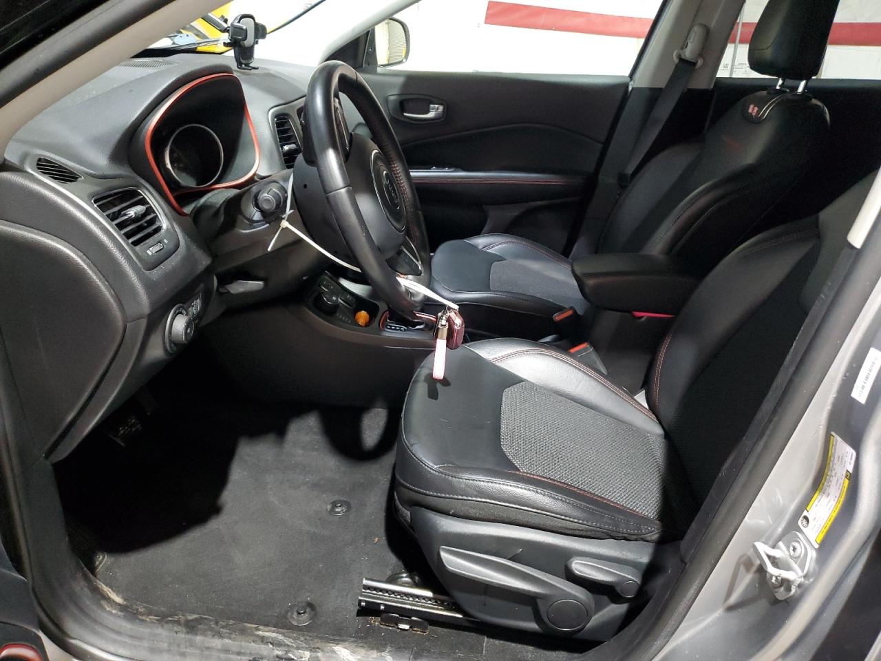 Jeep Compass Trailhawk Image 7