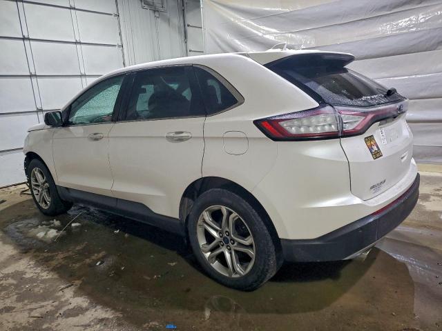 Ford Edge Titanium Image 3