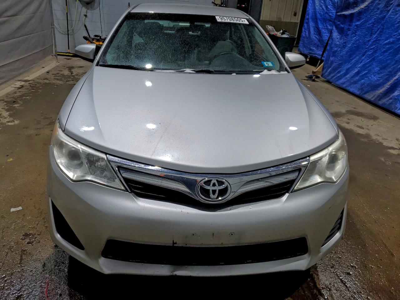 Toyota Camry L Image 8