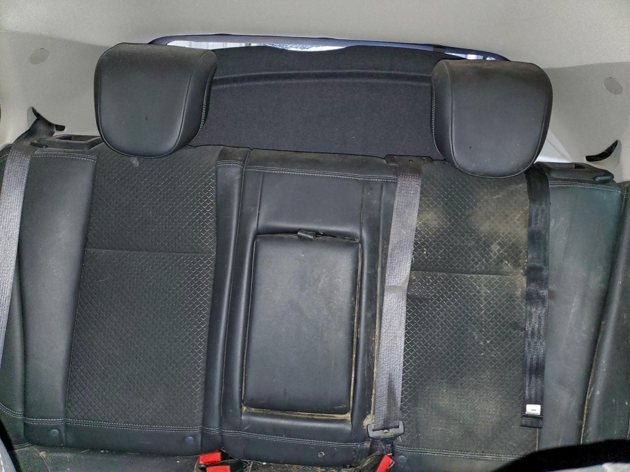 Buick Encore Sport Touring Image 3