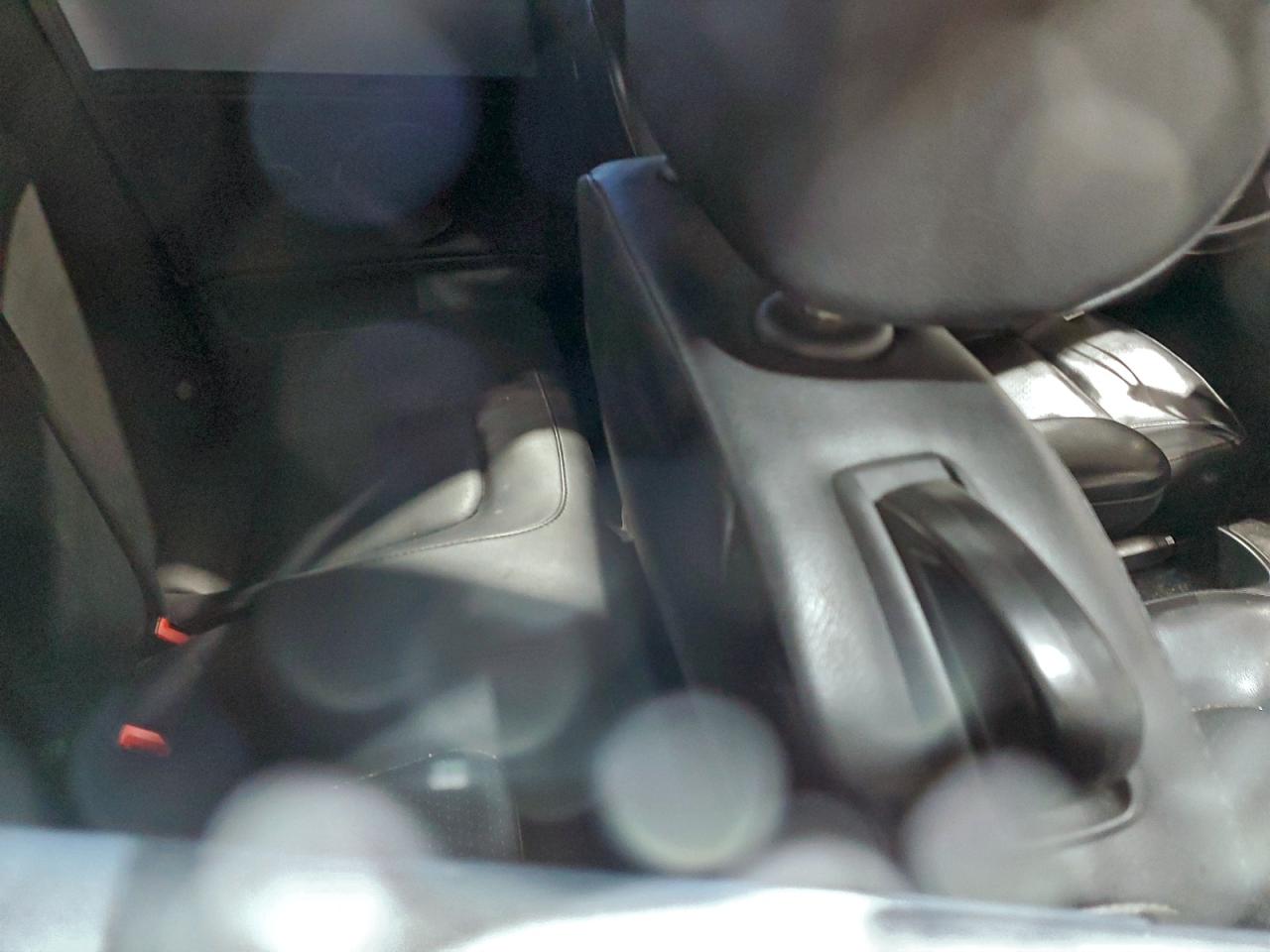 Volkswagen Beetle S Image 10