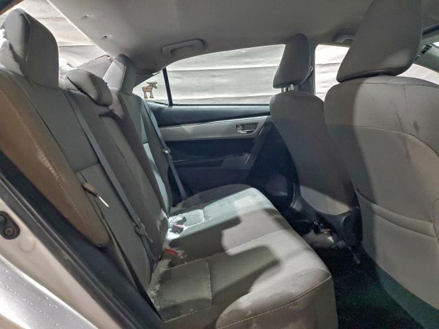 Toyota Corolla L Image 8