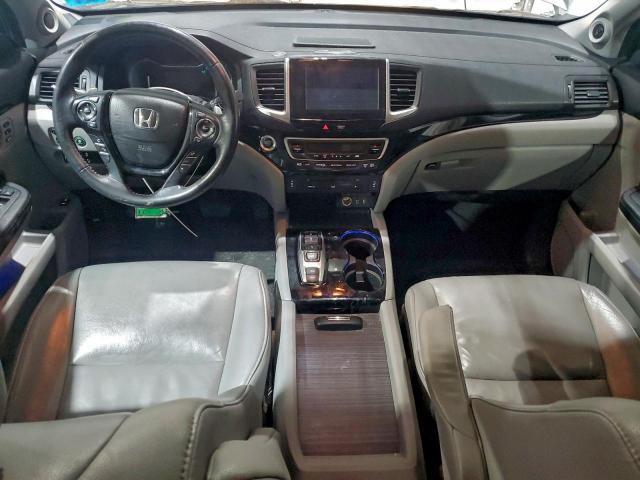 Honda Pilot Touring Image 12