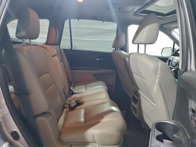 Honda Pilot Touring Image 8