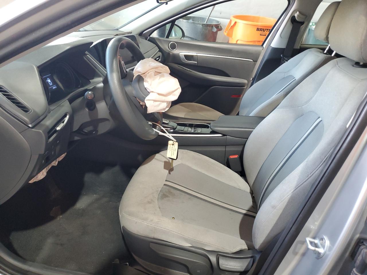 Hyundai SONATA Se Image 11