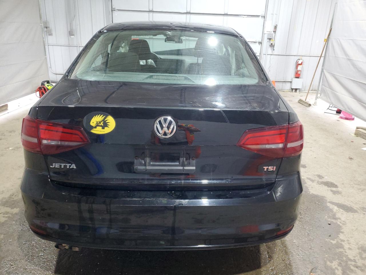 Volkswagen Jetta S Image 7