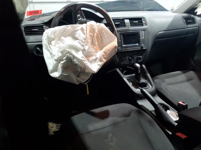 Volkswagen Jetta S Image 10