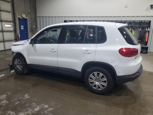 Volkswagen Tiguan S Image 14