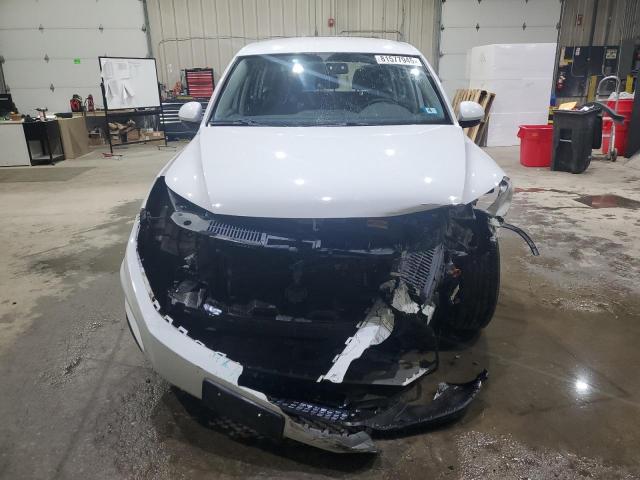 Volkswagen Tiguan S Image 2